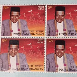 BLOCK OF 4 - INDIA STAMP 2024 - PUJYA DADA BHAGWAN STAMPS MINT - RELIGIOUS LEADER with Traffic Light T/L #pk